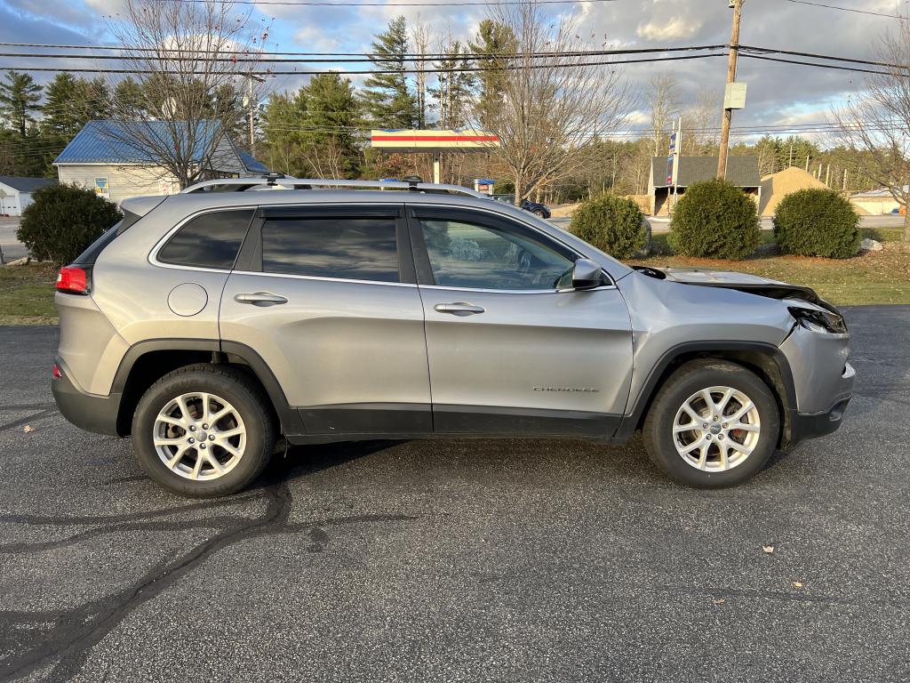 Salvage 2016 Jeep Cherokee | Argo Cycles & Auto